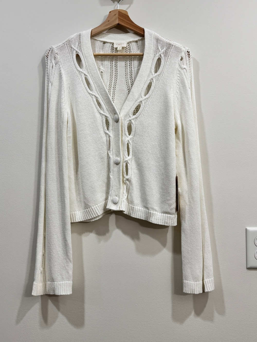 Cyrus NWT Ivory Cable Knit Cutout Cardigan M
